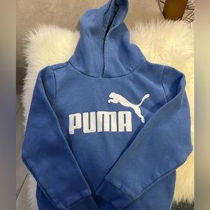 SET OF 2 BOYS hoodies. Nike size 5 and Puma size 6